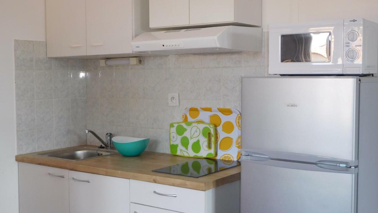 Grand Appartement Dans Maison Avec Piscine Privee Fréjus Dış mekan fotoğraf
